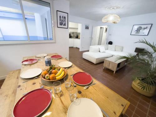 La Terrasse Des Capucins - last minute hotel in Marseille