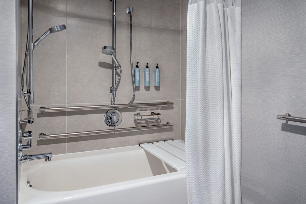 Courtyard by Marriott Boston Marlborough - photo 34