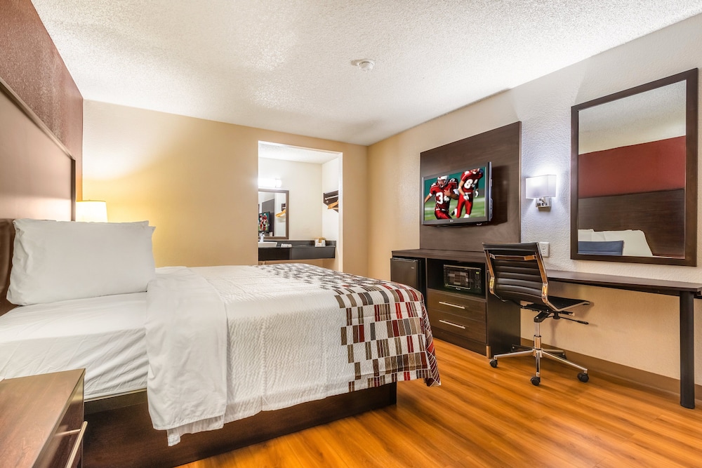 Red Roof Inn Phoenix Midtown - photo 10