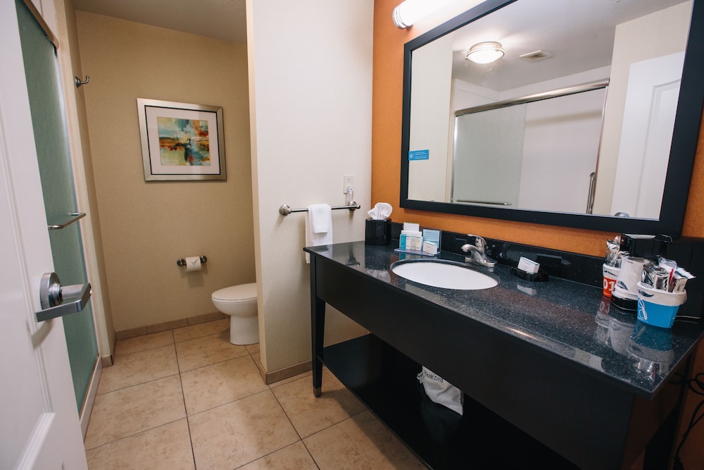 Hampton Inn & Suites Effingham - photo 53