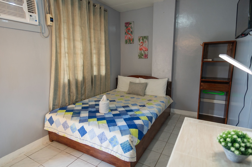 Mellow Apartelle and Tourist Inn in Tagbilaran City, Philippines