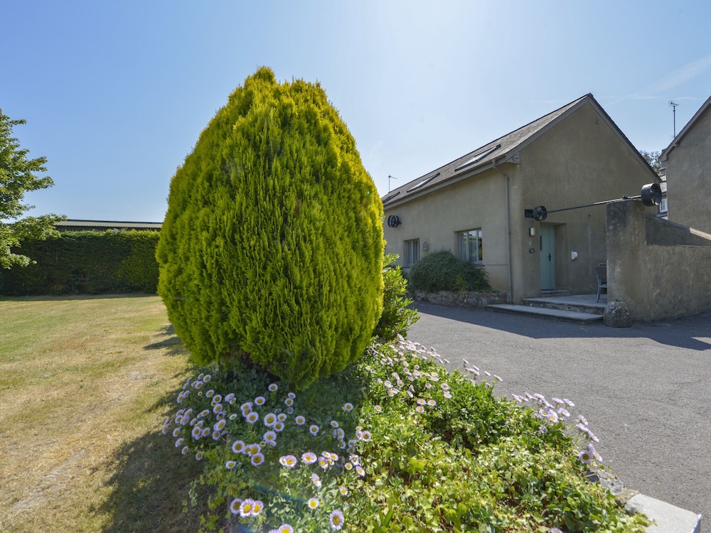Acorn Cottage — 4-Star Luxury Hotel in Newton Abbot, United Kingdom