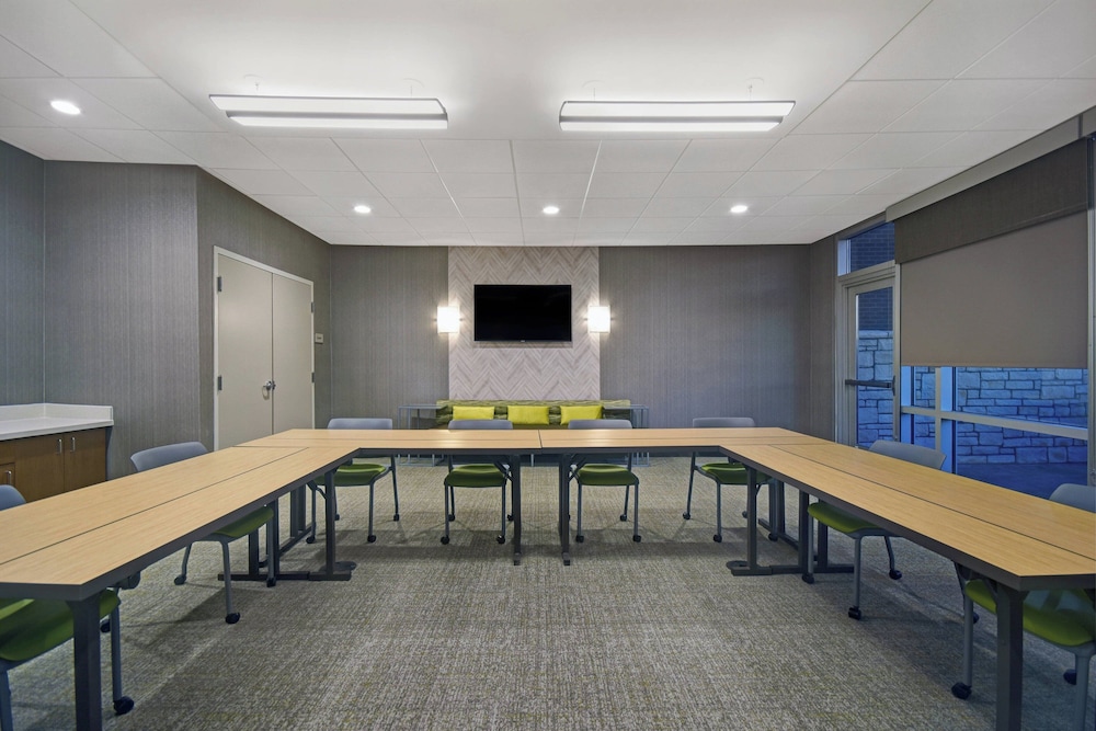 SpringHill Suites by Marriott St. Paul Arden Hills - photo 40