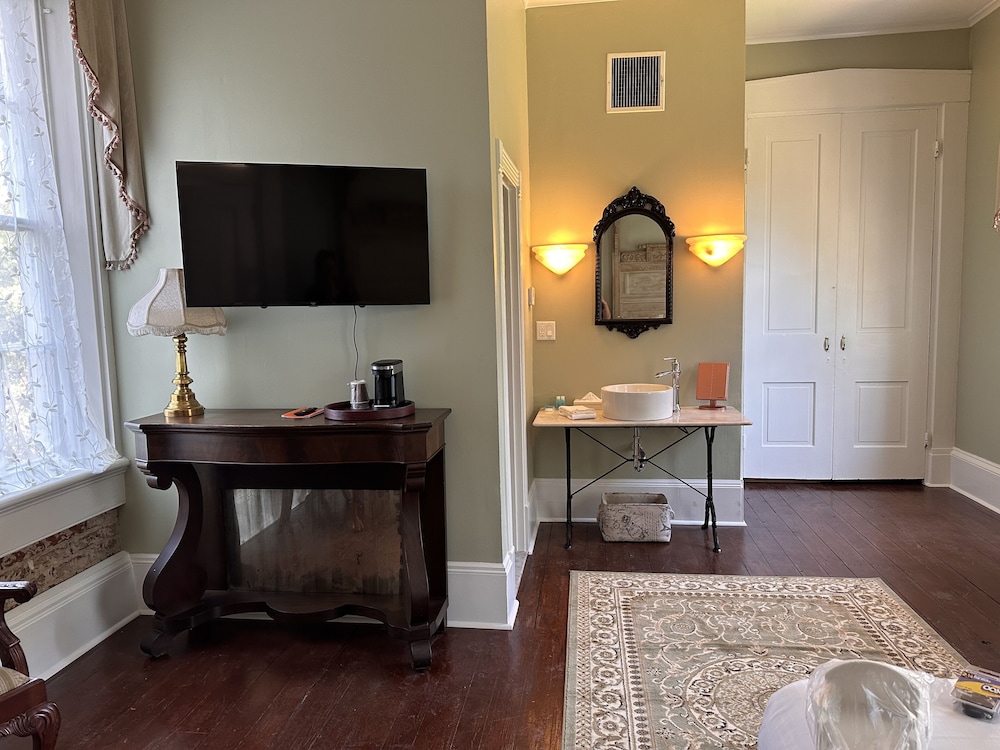 The Inn at Cedar Grove - photo 26
