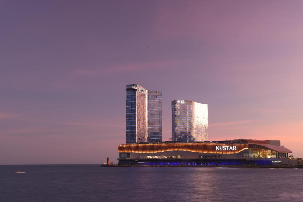 Nustar Hotel Cebu in Cebu City, Philippines