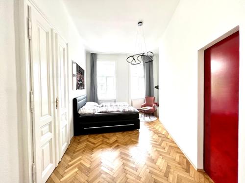 Iconic Suite_@O&R — 4-Star Luxury Hotel in Vienna, Austria