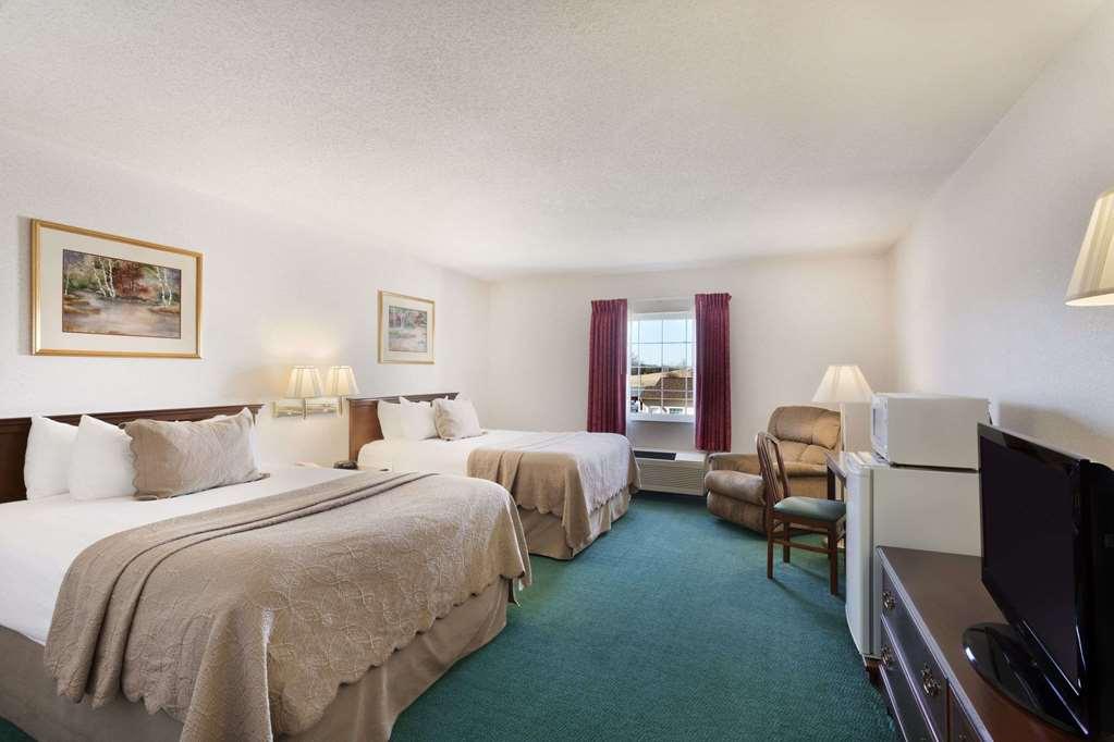 Days Inn by Wyndham Carrollton - photo 6