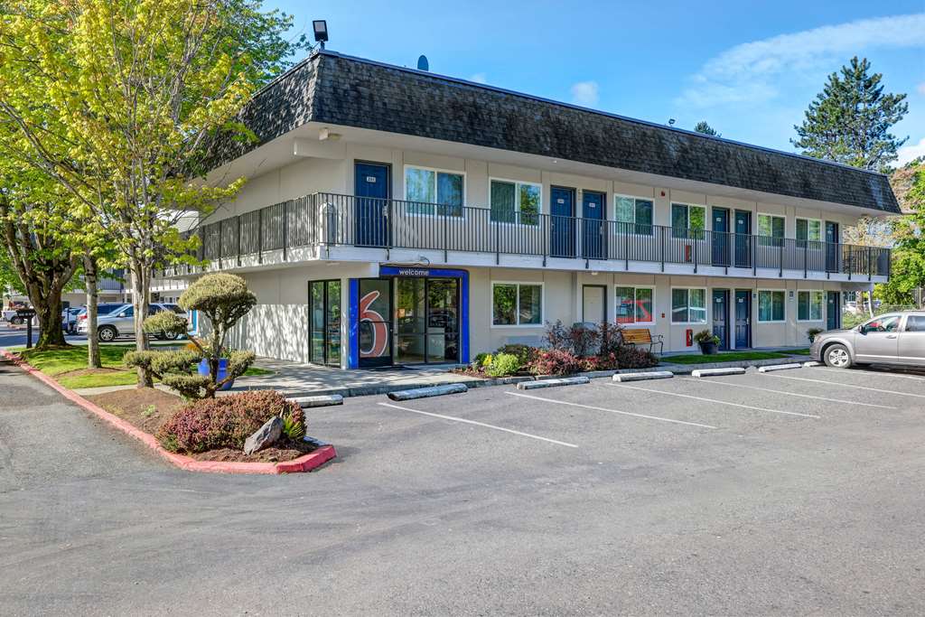 Motel 6 Issaquah WA Seattle East - photo 3