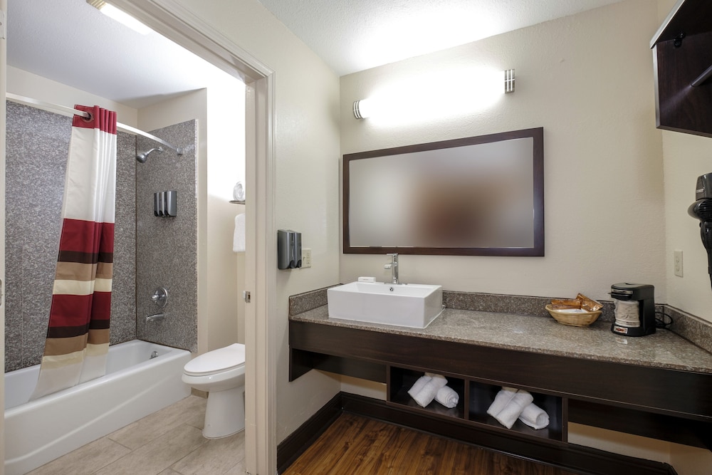 Red Roof Inn Plus Hammond - photo 35