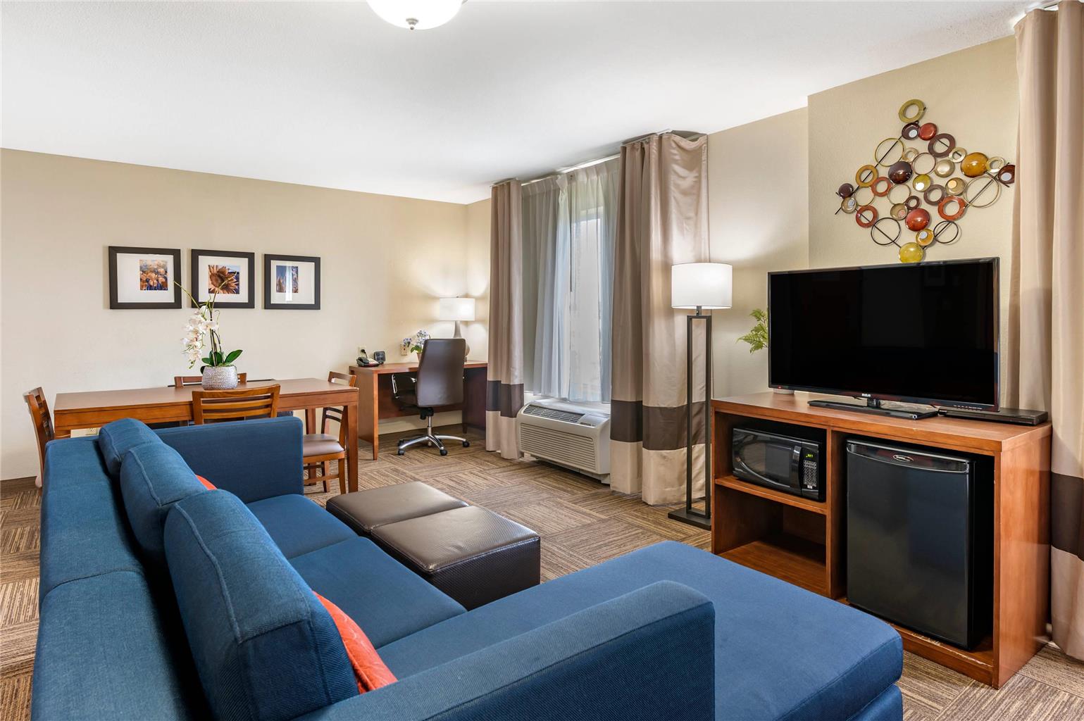 Comfort Suites Urbana Champaign University Area - photo 8