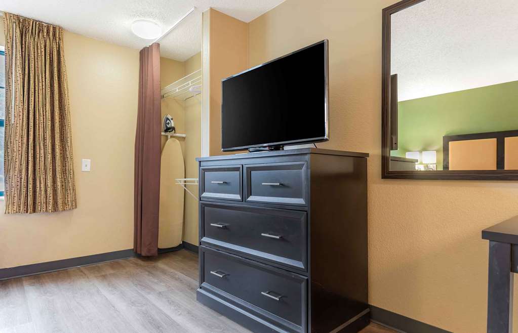 Extended Stay America Select Suites Austin Northwest Lakeline Mall - photo 13