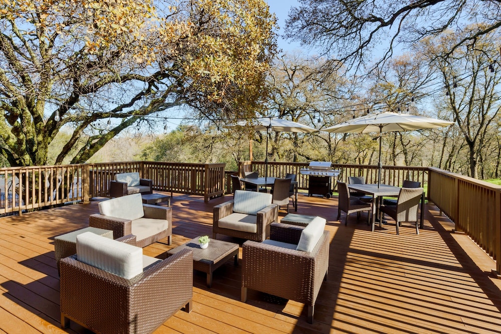 Courtyard by Marriott Roseville - photo 41