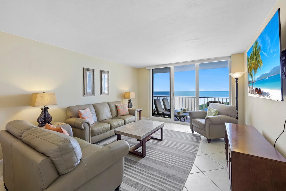 South Seas Tower 3 905 - photo 35