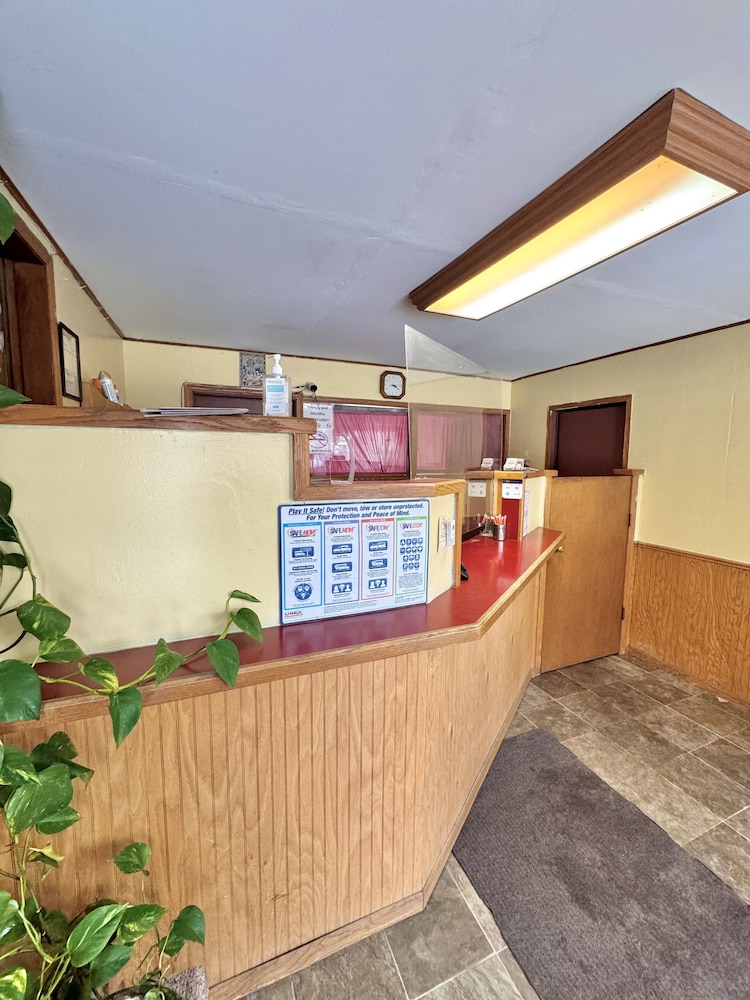 Clintonville Motel — hotel in Clintonville