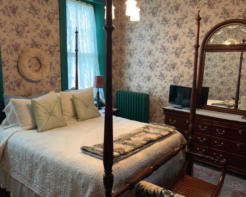 Susquehanna Manor Inn - photo 13