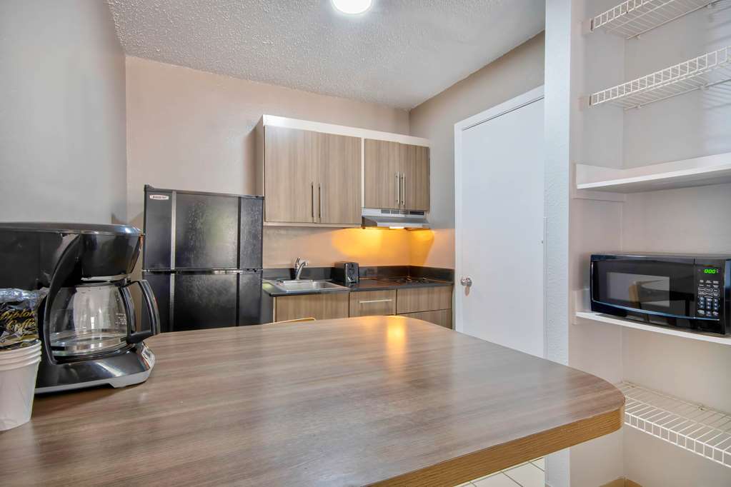 Studio 6 Extended Stay San Antonio TX Six Flags - photo 12