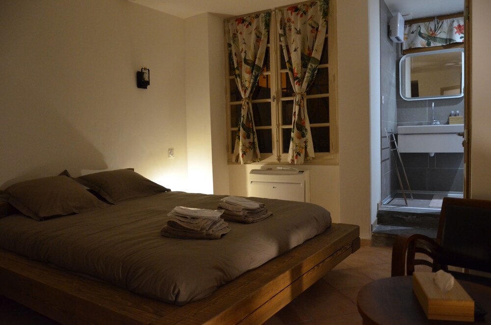 Locus Amoenus — Avignon — photo 5