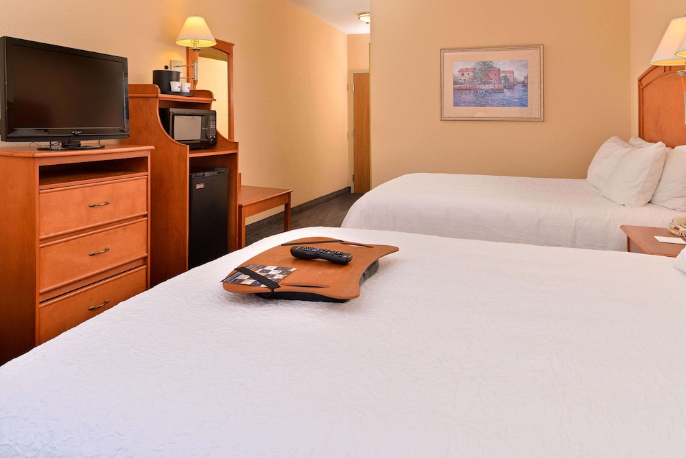 Hampton Inn Grand Island - photo 15