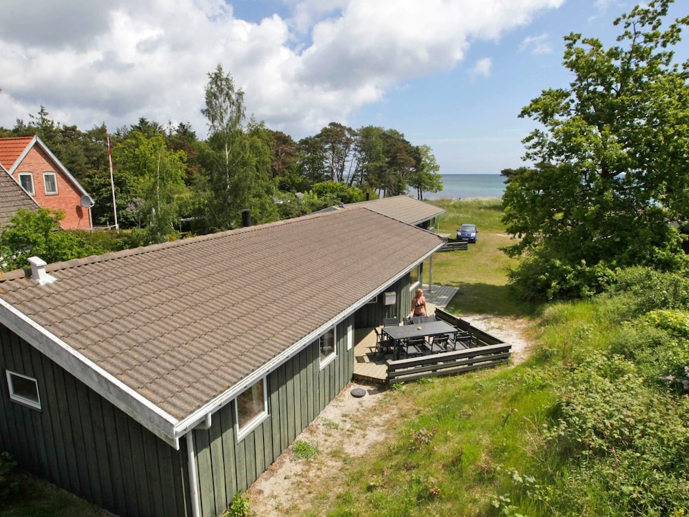 Seaside Escape in Snogebaek by Traum Ferienwohnungen — 4-Star Luxury Hotel in Nexo, Denmark