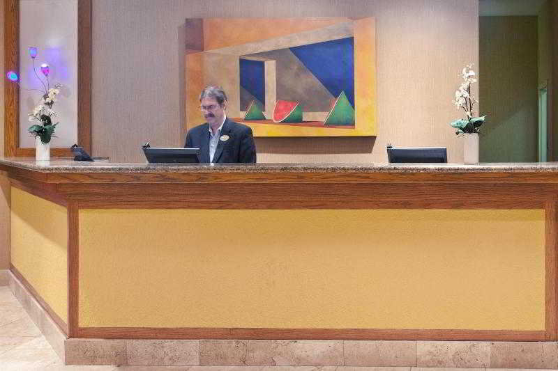 Four Points by Sheraton Phoenix North - photo 34