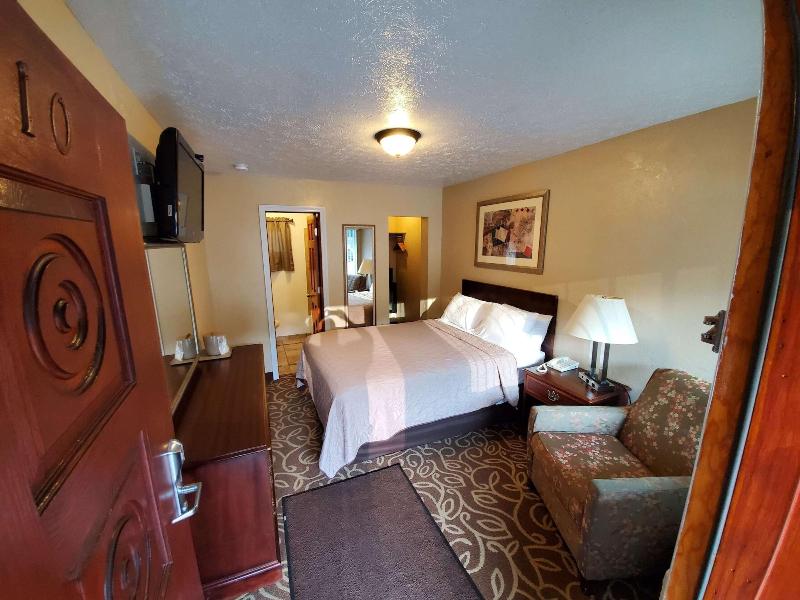 Jefferson Hills Motel - photo 39