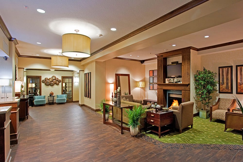 Holiday Inn Express & Suites Logan by IHG - photo 28