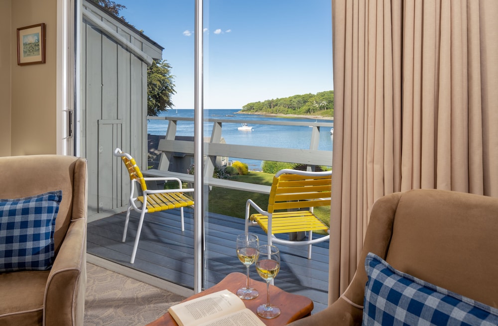 Dockside Guest Quarters & Restaurant - photo 31
