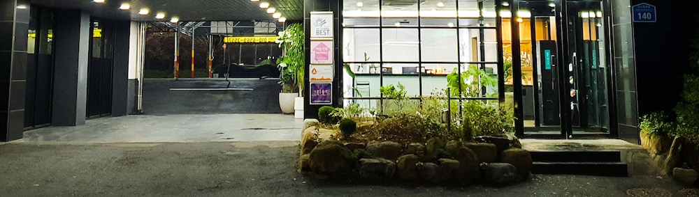 Boutique Hotel Wine — hotel in Gwangju