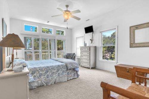 Beachfront Bliss by Oak Island Accommodations - photo 25