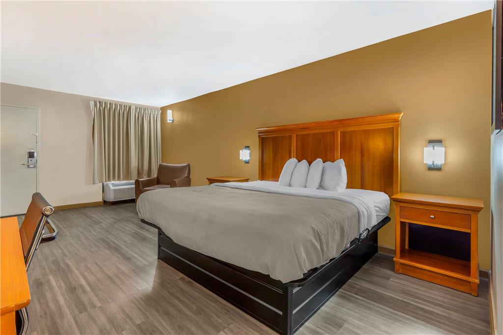 Quality Inn Lumberton North - photo 14