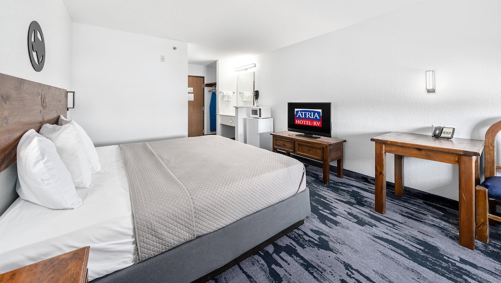 Atria Hotel and RV McGregor - photo 14