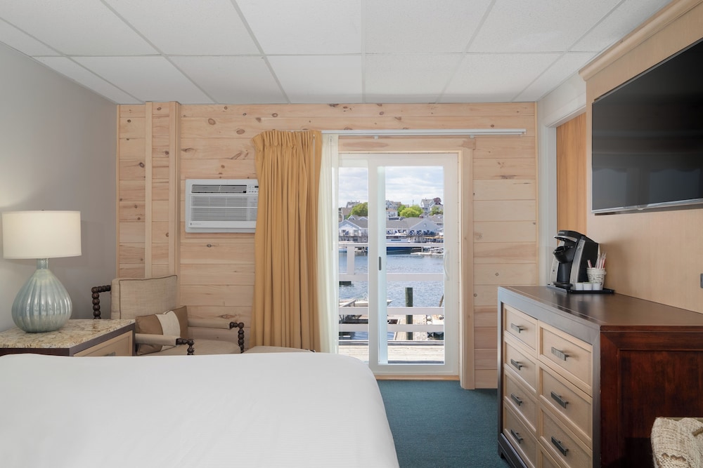Boothbay Harbor Inn - photo 38