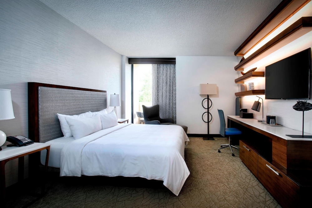 Marriott Greensboro Airport - photo 7
