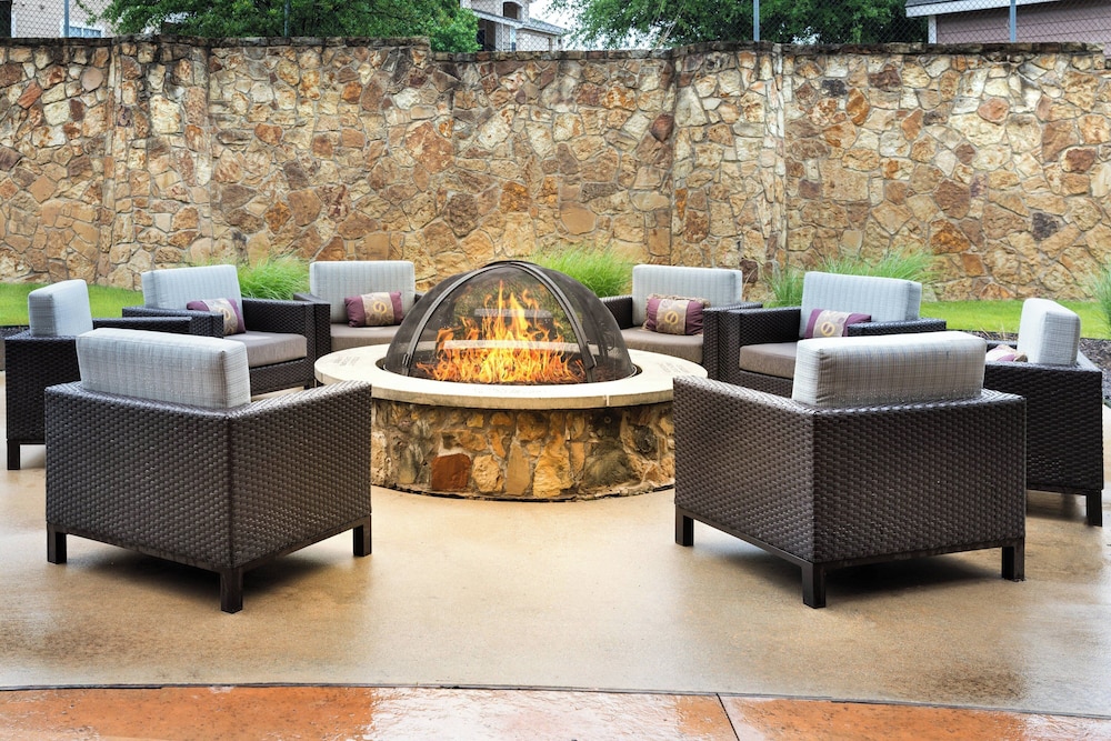 Courtyard Marriott Denton - photo 27