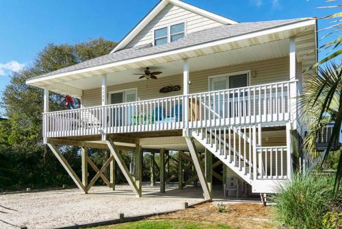 Lay Z Days by Oak Island Accommodations - photo 25
