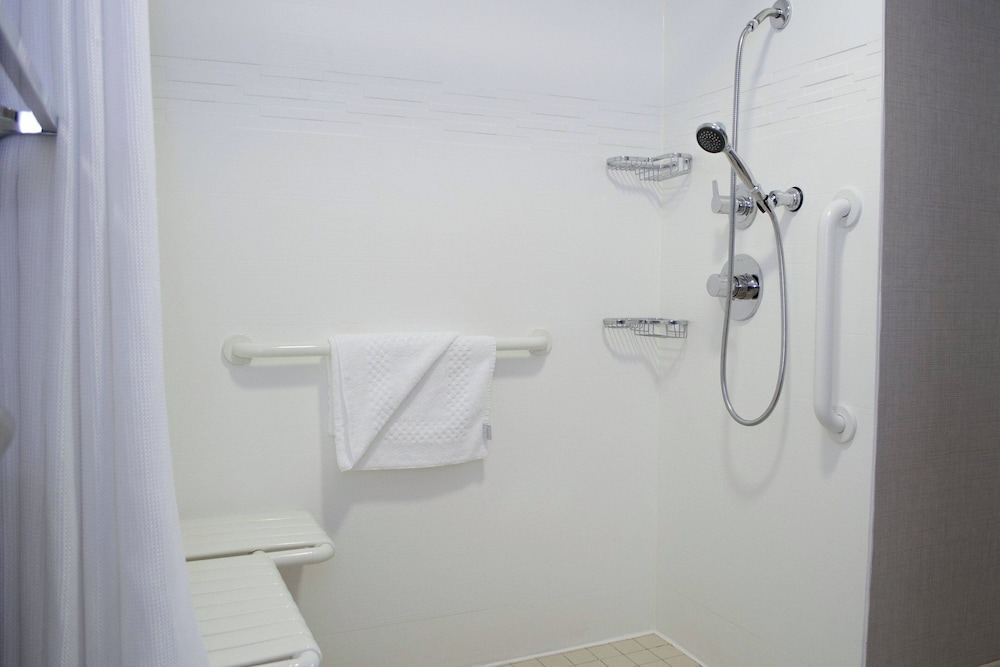 Residence Inn by Marriott Hazleton - photo 23
