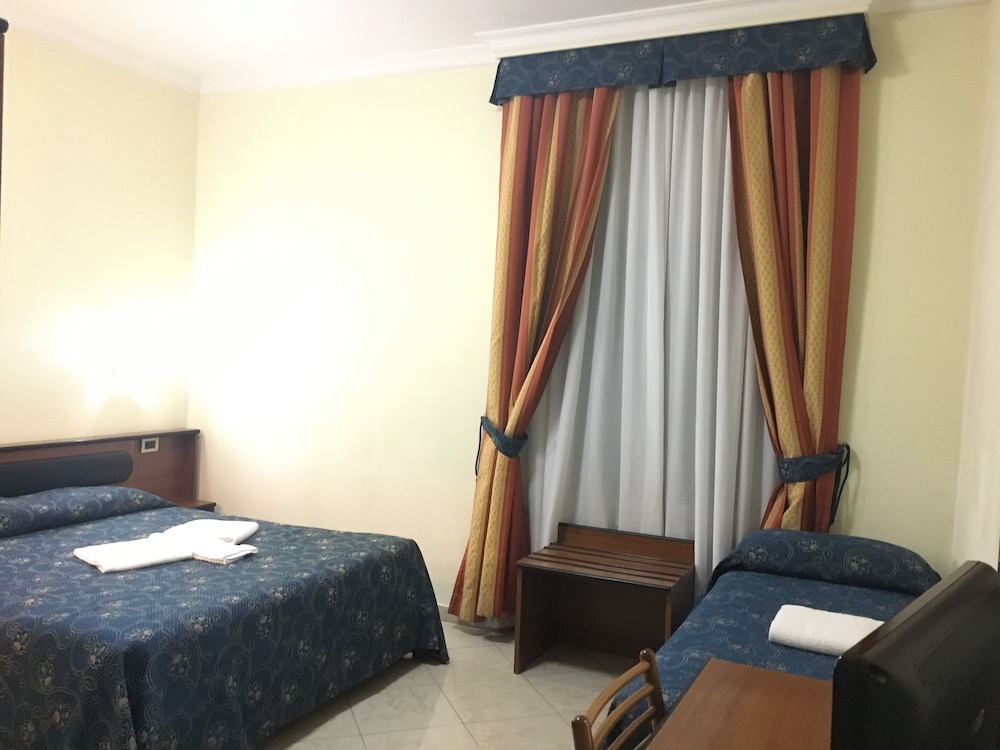 Hotel Positano - last minute hotel in Rome