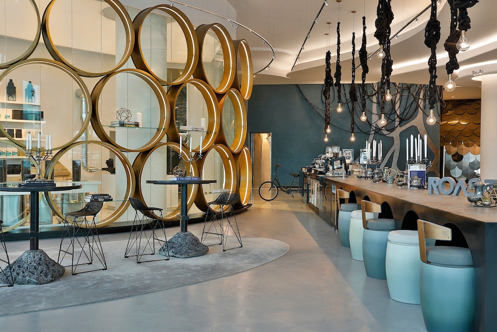 מזון ומשקאות