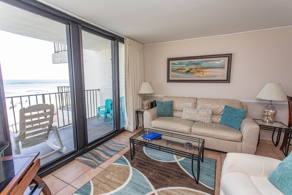 Royal Garden Resort 206 Condo — 4-Star Luxury Hotel in Myrtle Beach, United States