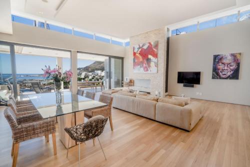 Azamara Luxury Villa Camps Bay