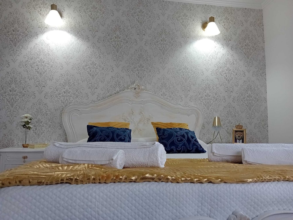 Casinhas do Miga — 4-Star Luxury Hotel in Santa Comba Dao, Portugal