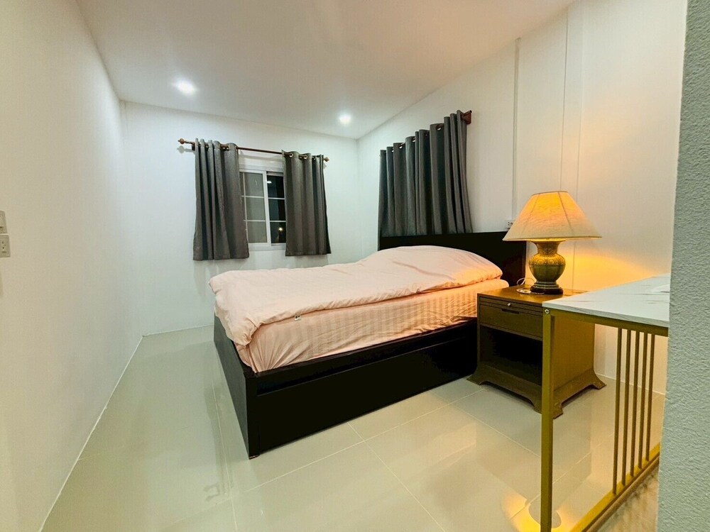 Rose Park Resort — hotel in Phang Khon