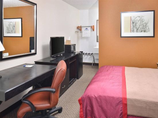 Red Coach Inn & Suites - photo 21