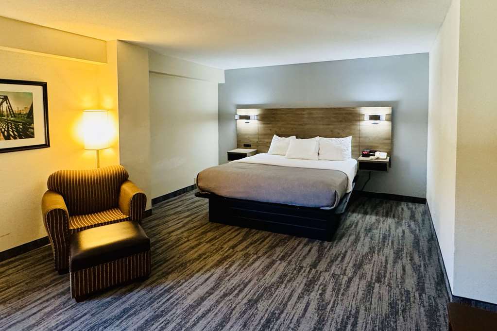 Quality Inn Danville University Area - photo 34