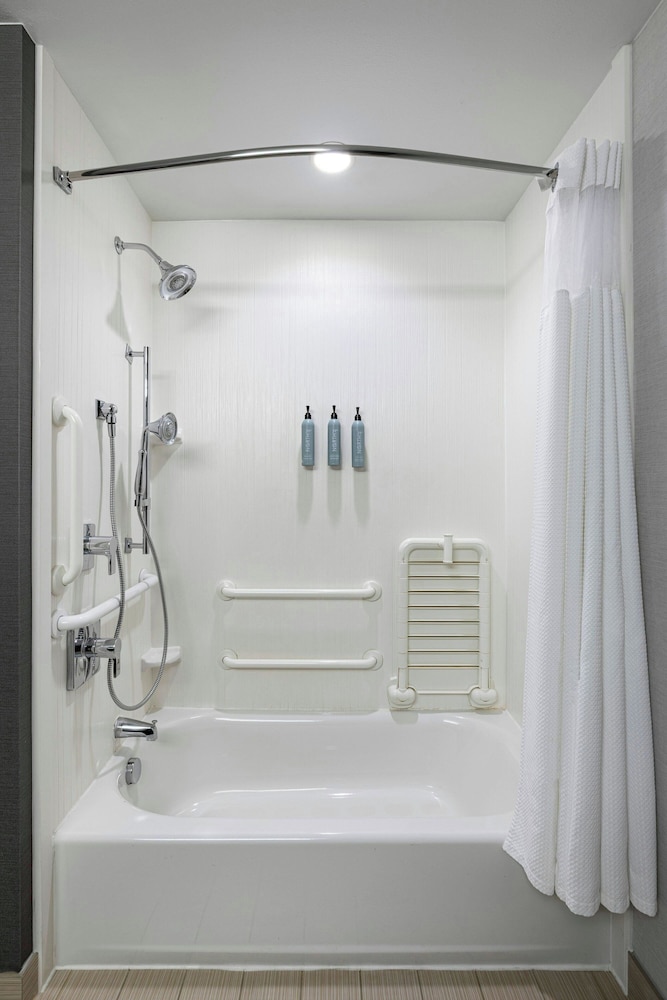 Courtyard by Marriott St. Louis St. Peters - photo 21