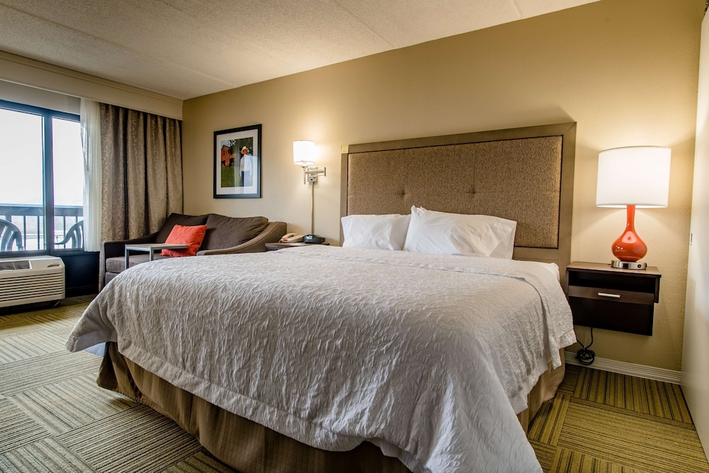 Hampton Inn Caryville I 75 Cove Lake State Park - photo 36