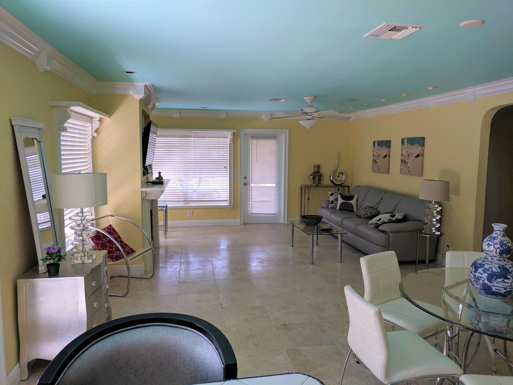 Manhattan Tower Apartment Hotel - photo 111
