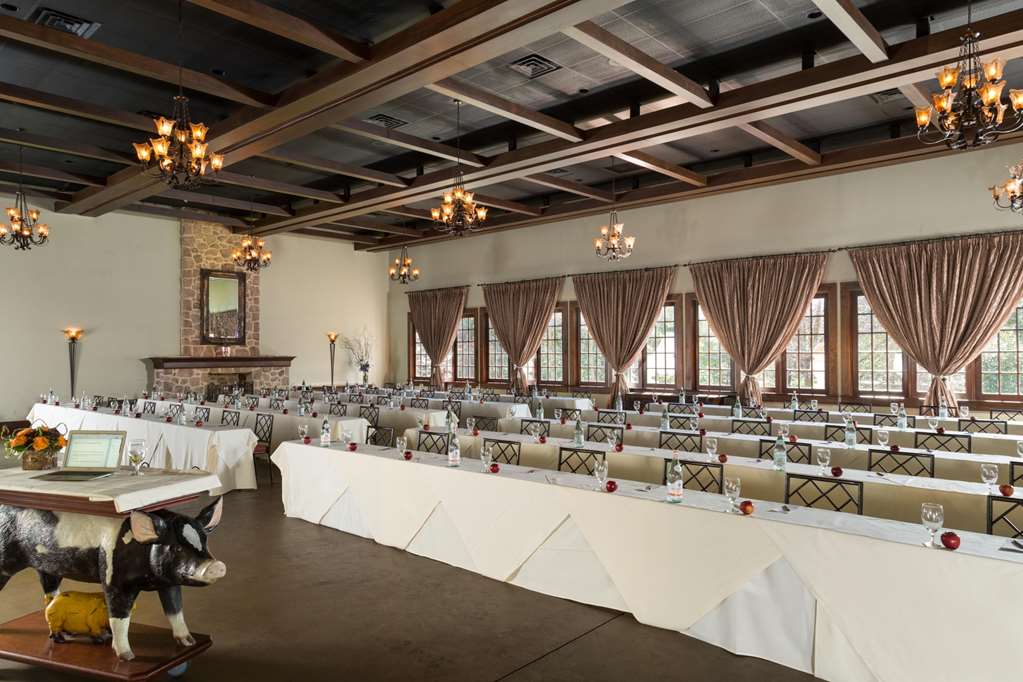 The Inn At Leola Village - photo 20