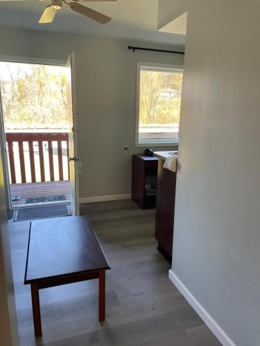 Perry O Inn & Suites - photo 16