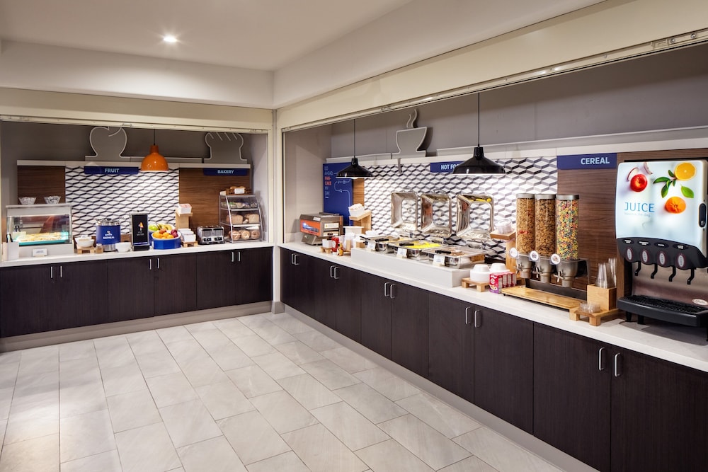 Holiday Inn Express & Suites Los Alamos Entrada Park by IHG - photo 35